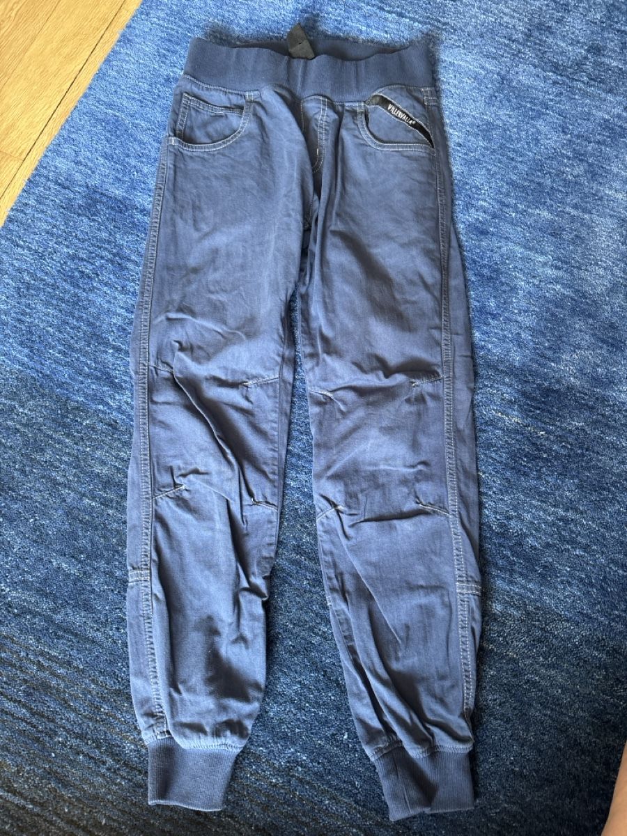 Villervalla Hosen: Villervalla Stoffhose Gr 140/146 – Gebraucht aus Liebefeld von nurseli