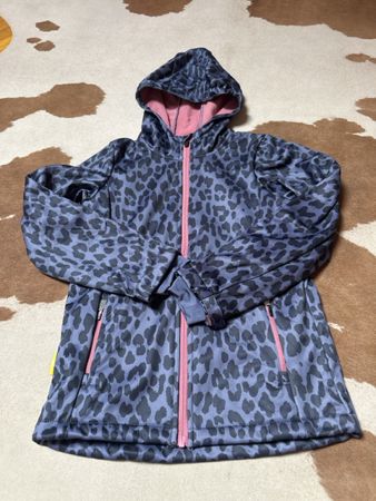 Softshell Jacke mit Kapuze, Leoprint, Gr. 134  / 140