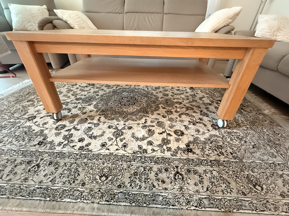 Tavoli: Couchtisch aus Holz mit Rollen – Usato da Volketswil venduto da habibeoez 1