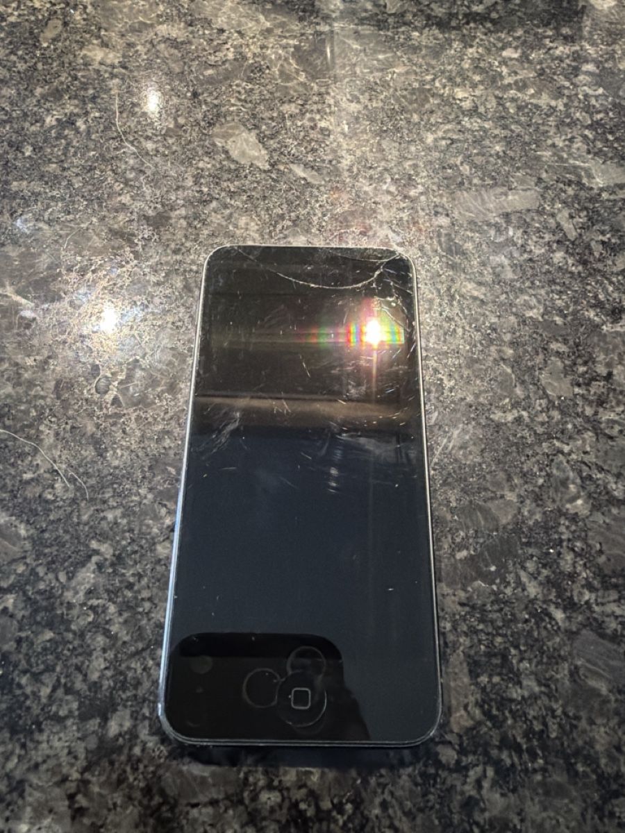 Apple Lettore multimediale portatile: iPod 7e génération 32go pas d’iCloud  – Difettoso da Yverdon-les-Bains venduto da ame_7f2x