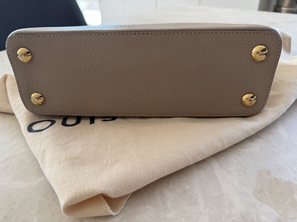 Borse da donna: Louis Vuitton Capucines BB – Usato da Pully venduto da HOTMI00 3