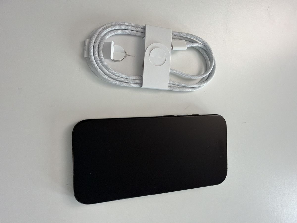 Apple Telefoni cellulari / Smartphones: Apple iPhone 16 Pro Black Titanium 256GB – Usato da niederhasli venduto da Ramonh 2