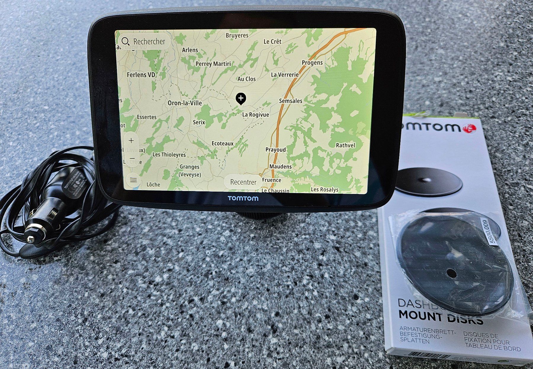 Tomtom Navigatori: TomTom GO Discover 7 ’’ – Usato da Pully venduto da pierrotdanslune 1