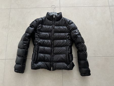 Prada Daunenjacke für Damen Gr. 42 | Top Zustand wie neu