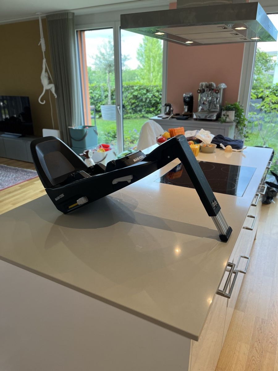 Maxi-Cosi Seggiolini per auto: Maxi-Cosi FamilyFix Basisstation – Usato da Zumikon venduto da Arend 4