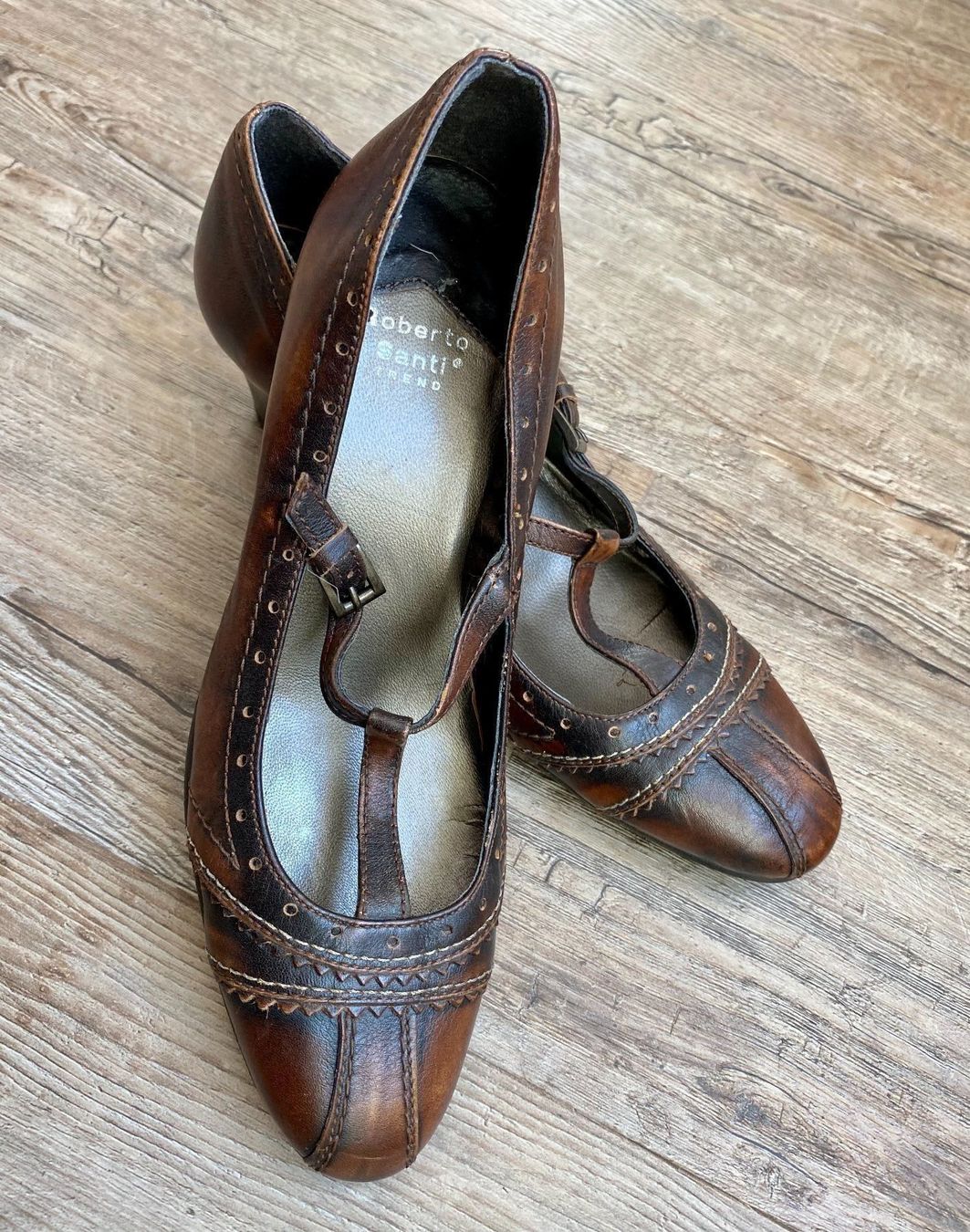 Roberto Santi Damenschuhe: Gr 37 ROBERTO SANTI Pumps – Gebraucht aus Rickenbach b. Wil von sunneschii_ 1