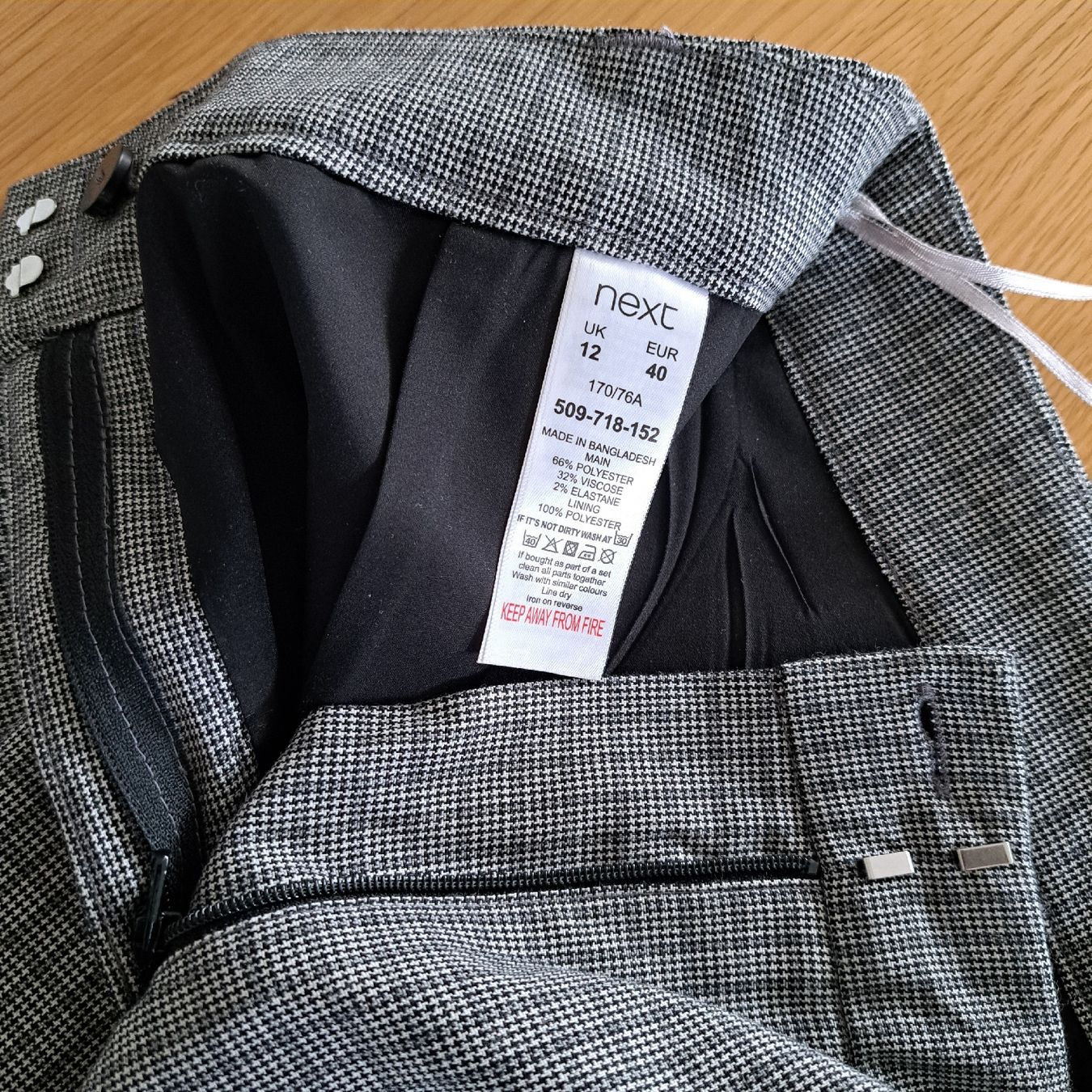 Gonne: Eleganter Jupe Gr.40 – Nuovo (secondo la descrizione) da Steinen venduto da kelli13 5