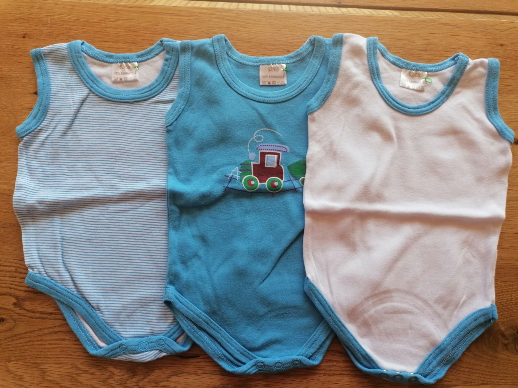 Kleiderpakete & -sets: 7 kurzarm Body's Gr 62/68 – Gebraucht aus Mauren von juma0001 2
