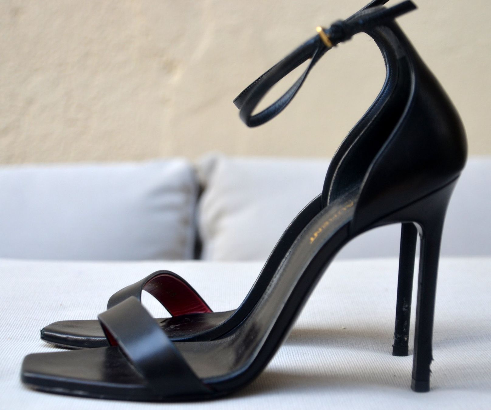 Saint Laurent Chaussures femmes: Saint Laurent Sandalen / sandales .38 – D'occasion à Collonges par Allegree 6