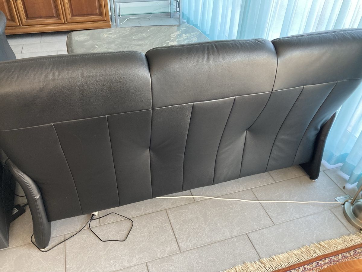 Divani: Sofa und Sessel aus Leder – Usato da Aarwangen venduto da to-hirschi 2