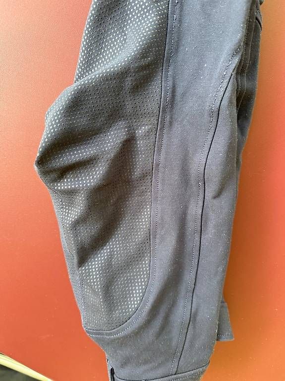 Hosen: Mädchen-Reithose Equilibre, Grösse 152 – Gebraucht aus Luzern von Daniela1907 1