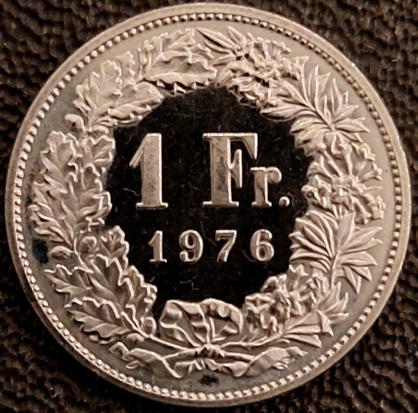 Tutti le monete: 1 Franken 1976 stgl. / aus Münzsatz – Nuovo (secondo la descrizione) da Arch venduto da coinsandmore