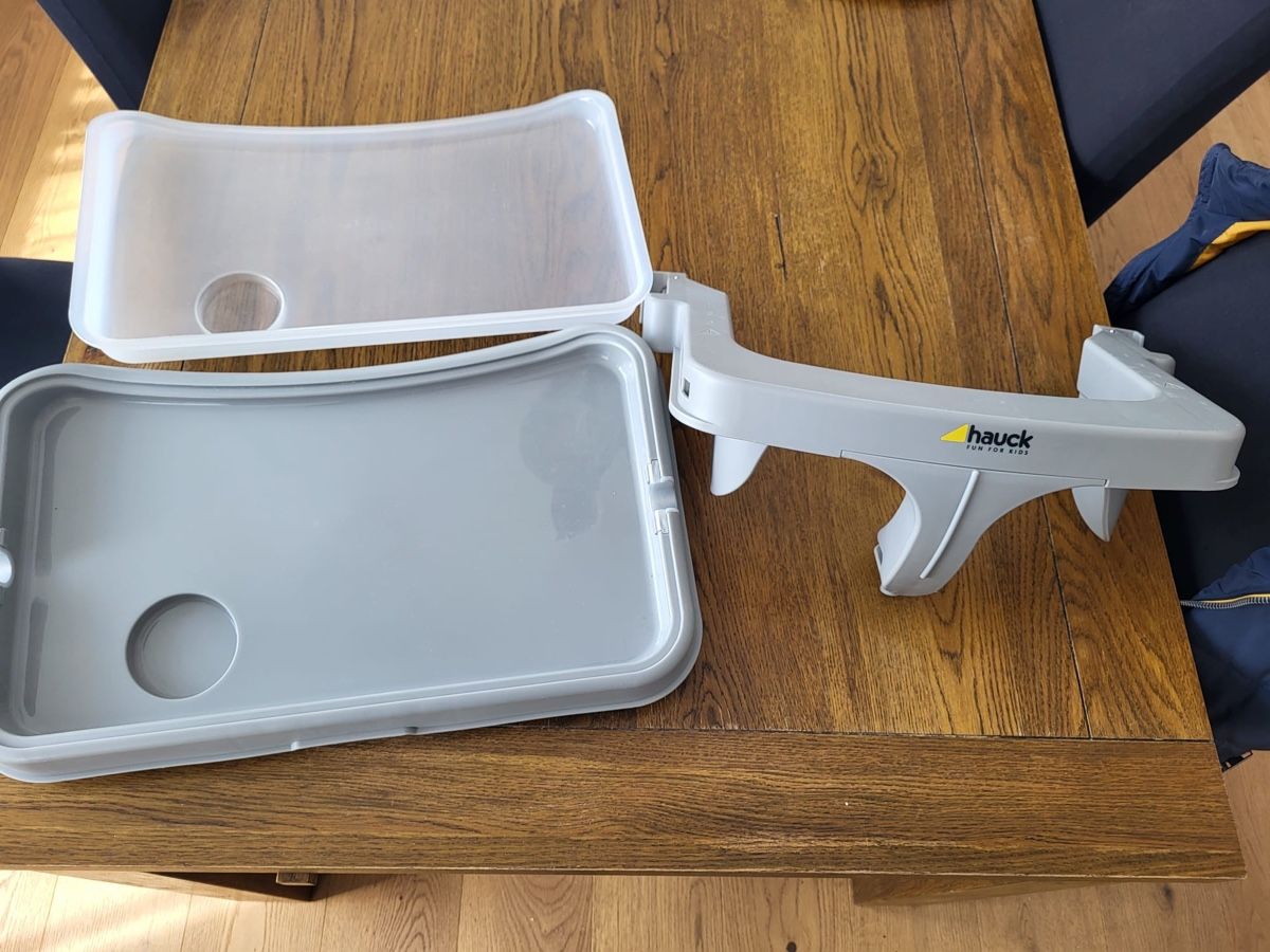 Hauck Seggioloni: Hauck Alpha Tray Grey Essbretset – Usato da Buttisholz venduto da Kinglewis