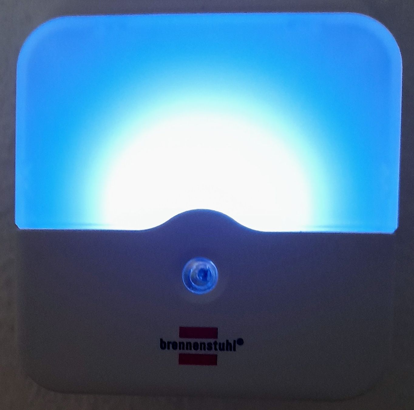 Lampen: LED Nachtlicht Orientierungslicht mit Dämmerungssensor – Neu (gemäss Beschreibung) aus Zürich von Zurich