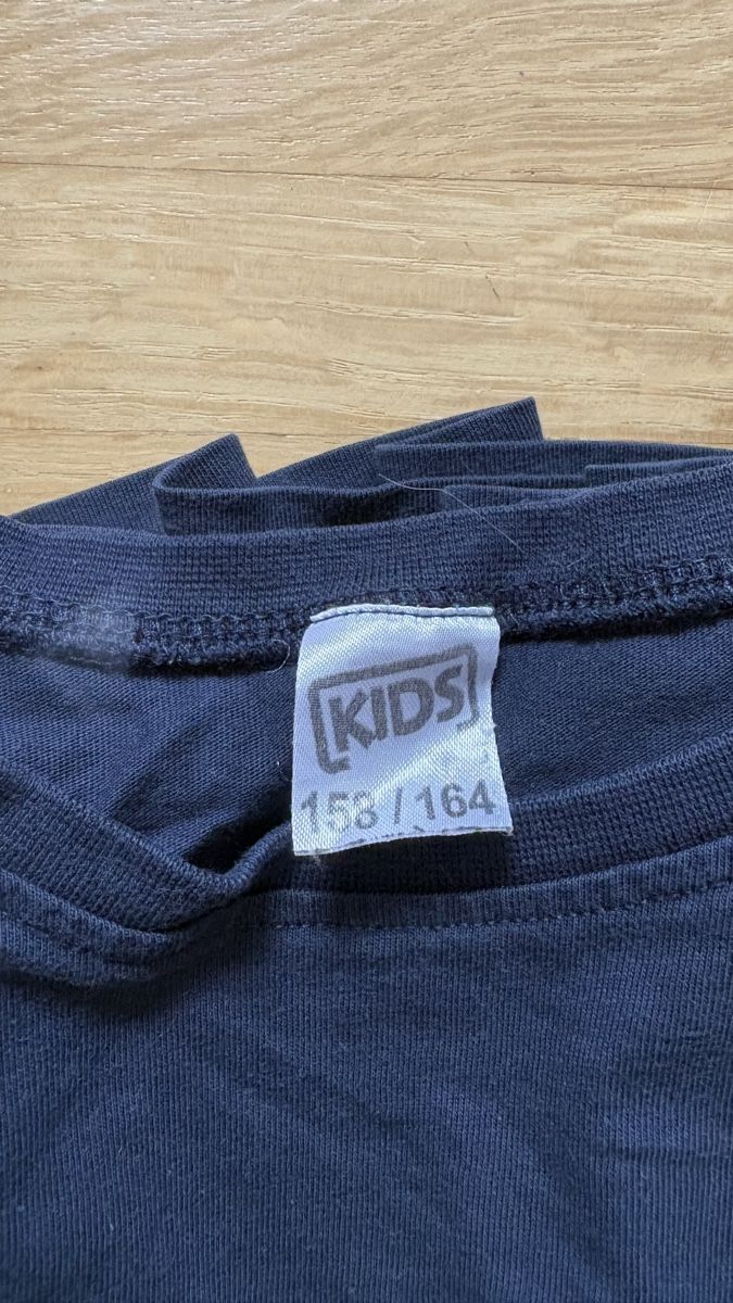 Lotti & Set di vestiti: Pyjamas lang zum austragen.Gr.158/164 – Usato da Safnern venduto da Frakru 1