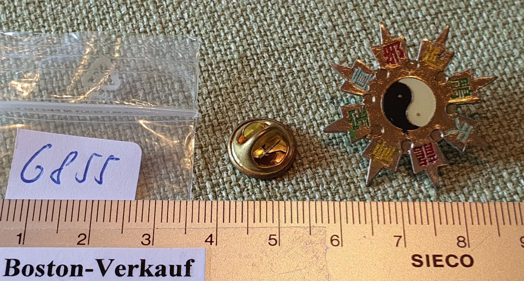 Placchette & Badge: G855 - Pin Wurfstern Stern – Usato da Reinach BL venduto da Boston-Verkauf 1
