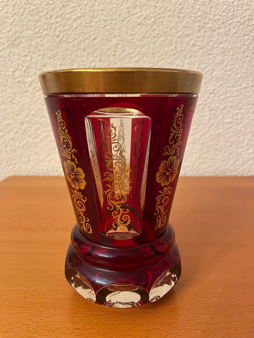 Bicchieri: Rotes Römerglas, Handarbeit – Nuovo (secondo la descrizione) da Schaffhausen venduto da Percilitor