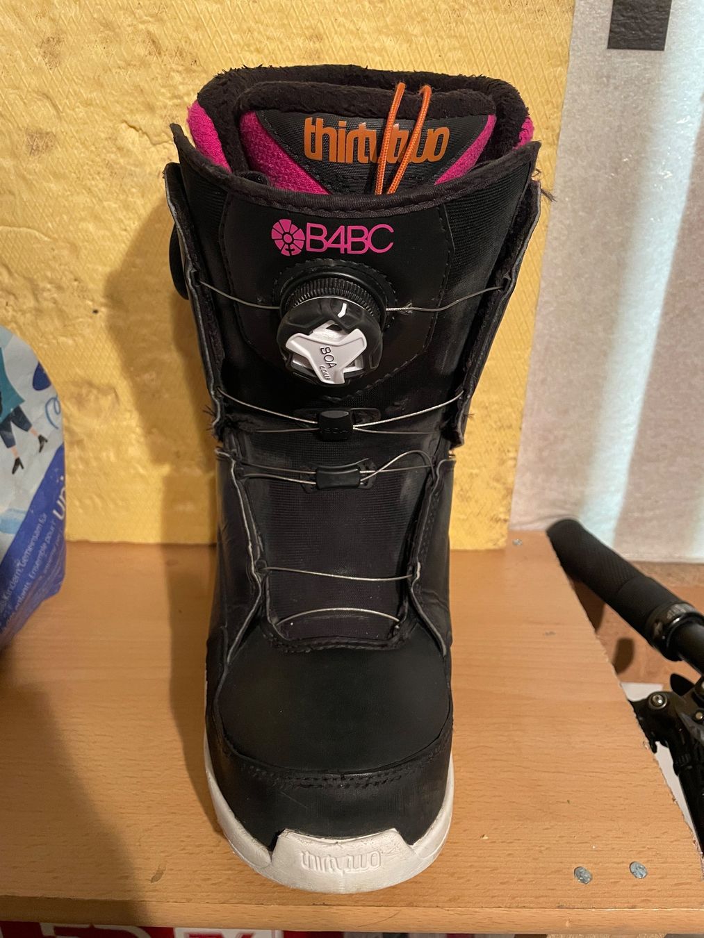 Scarpe da donna: Snowboardschuhe – Usato da Churwalden venduto da kim_ml2k