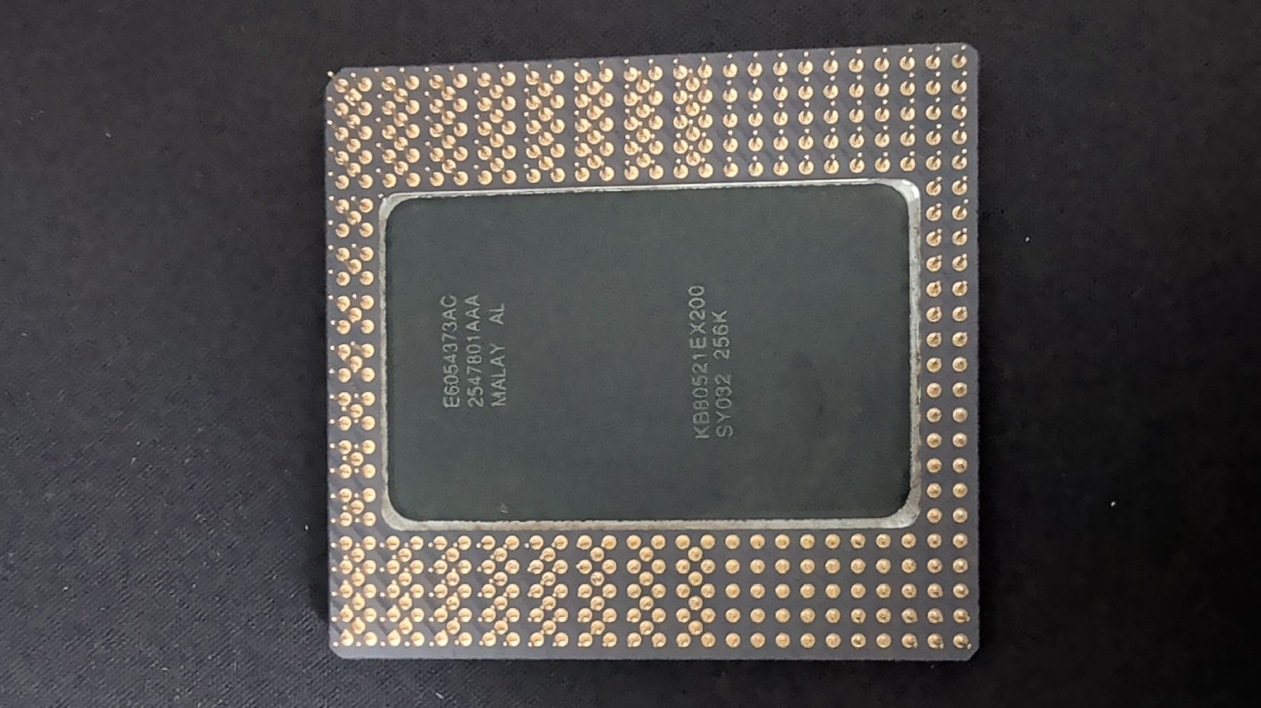 Intel PC: intel Pentium Pro Gold Prozessor – Usato da Meisterschwanden venduto da sam_266y 1