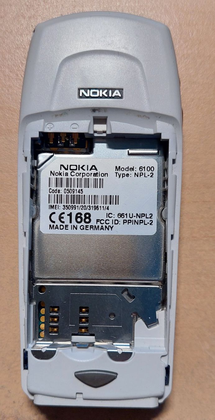 Nokia Telefoni cellulari / Smartphones: Nokia 6100 OVP – Usato da Heimberg venduto da afanki1 1