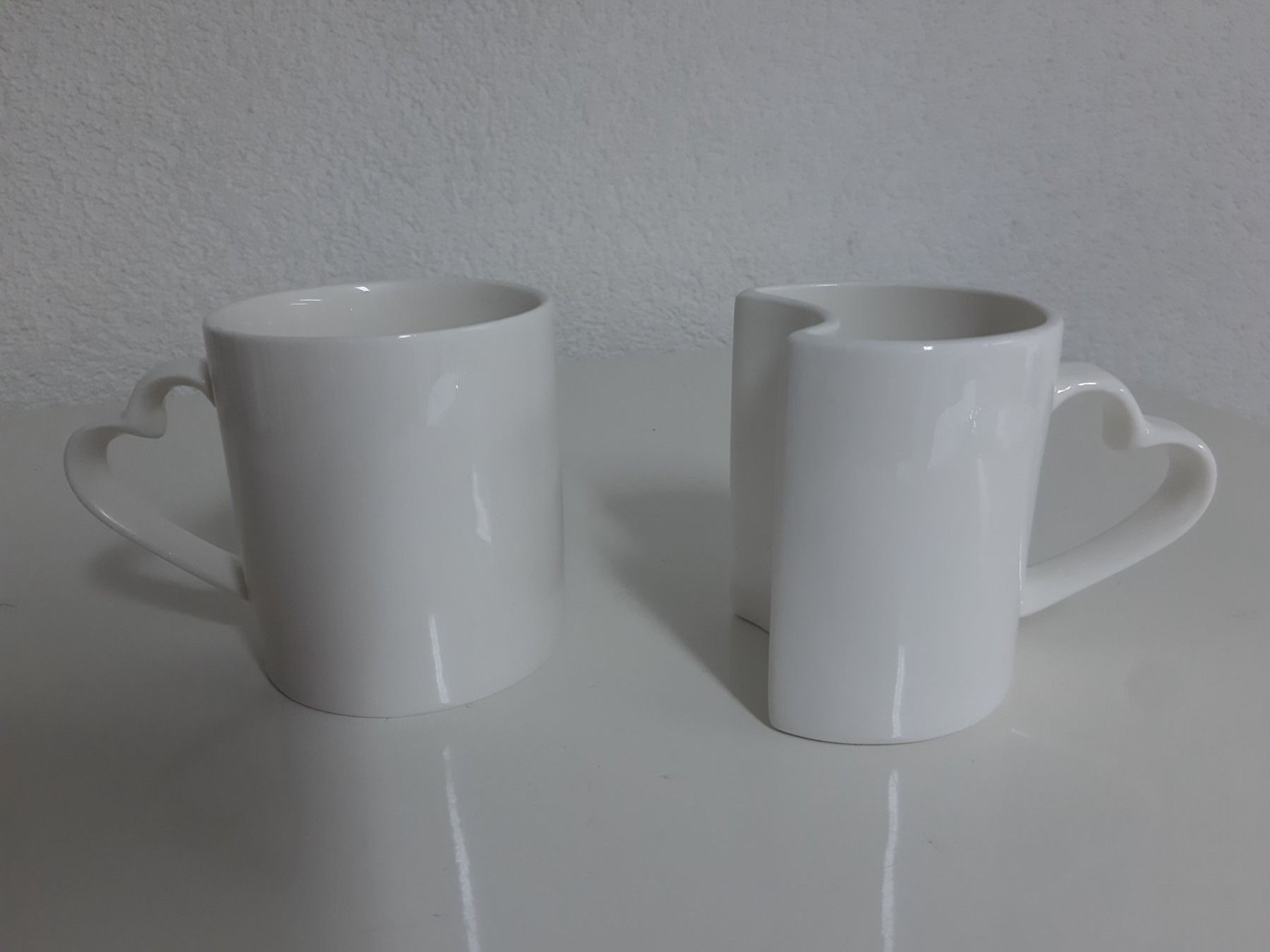 Tassen: 2 neue Tassen mit Herzhenkel – Neu und originalverpackt aus Urtenen-Schönbühl von Kronengold 1
