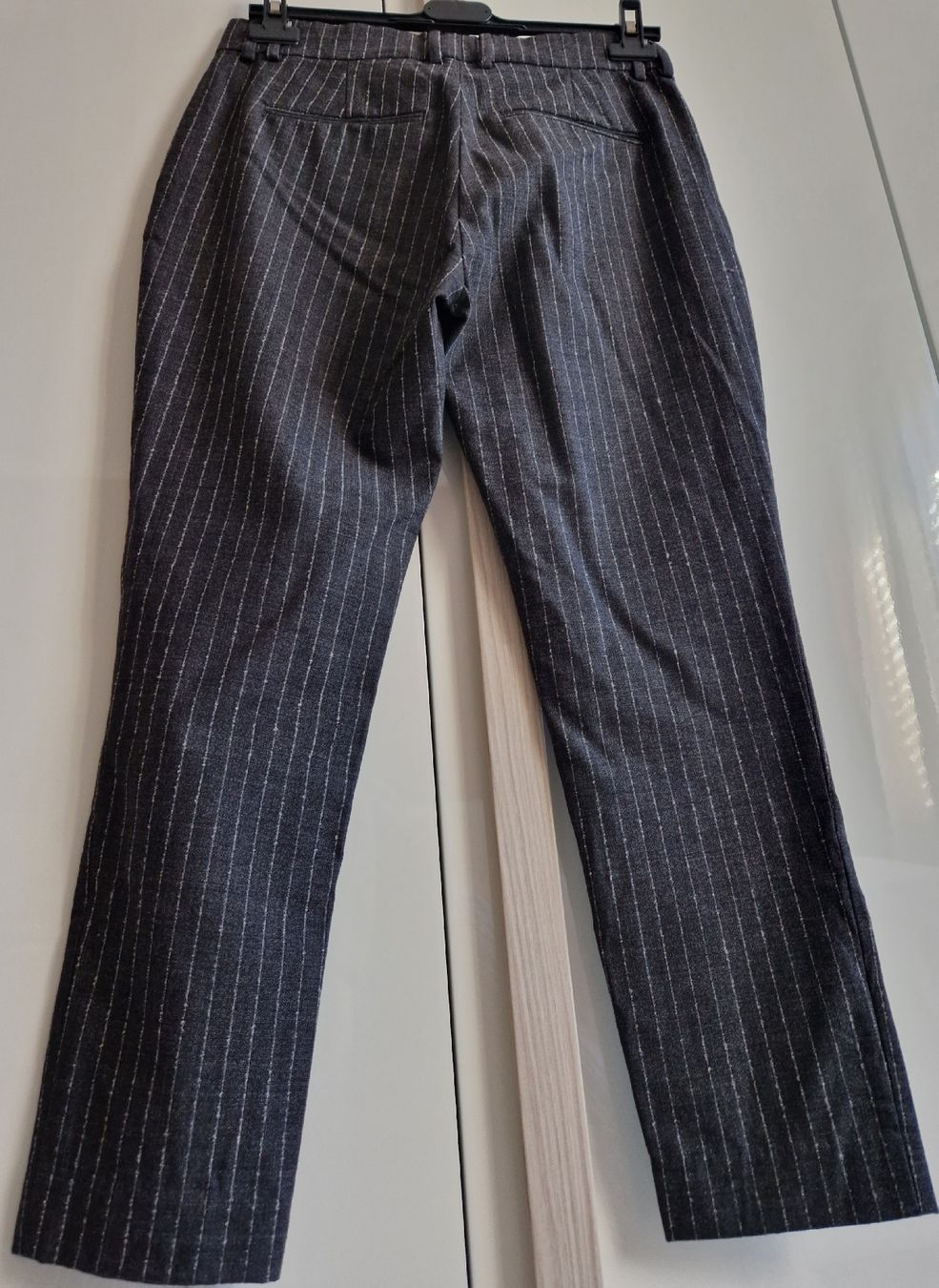 Pantaloni: pantaloni Eleventy firstclass originali – Usato da Arbedo venduto da Gyn 6