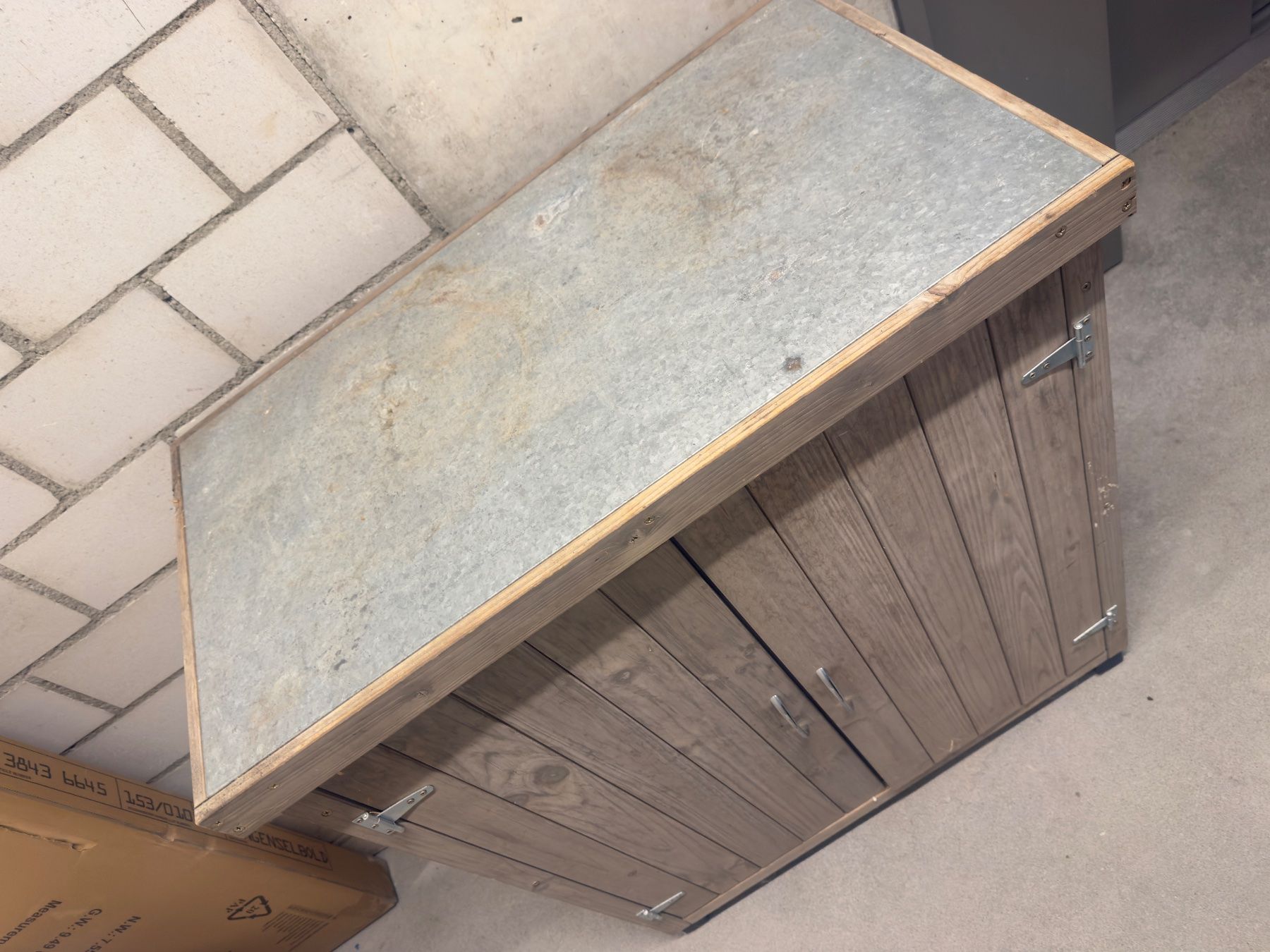 Armadi: Garten / Balkon Schrank – Usato da Zürich venduto da carlotti 2