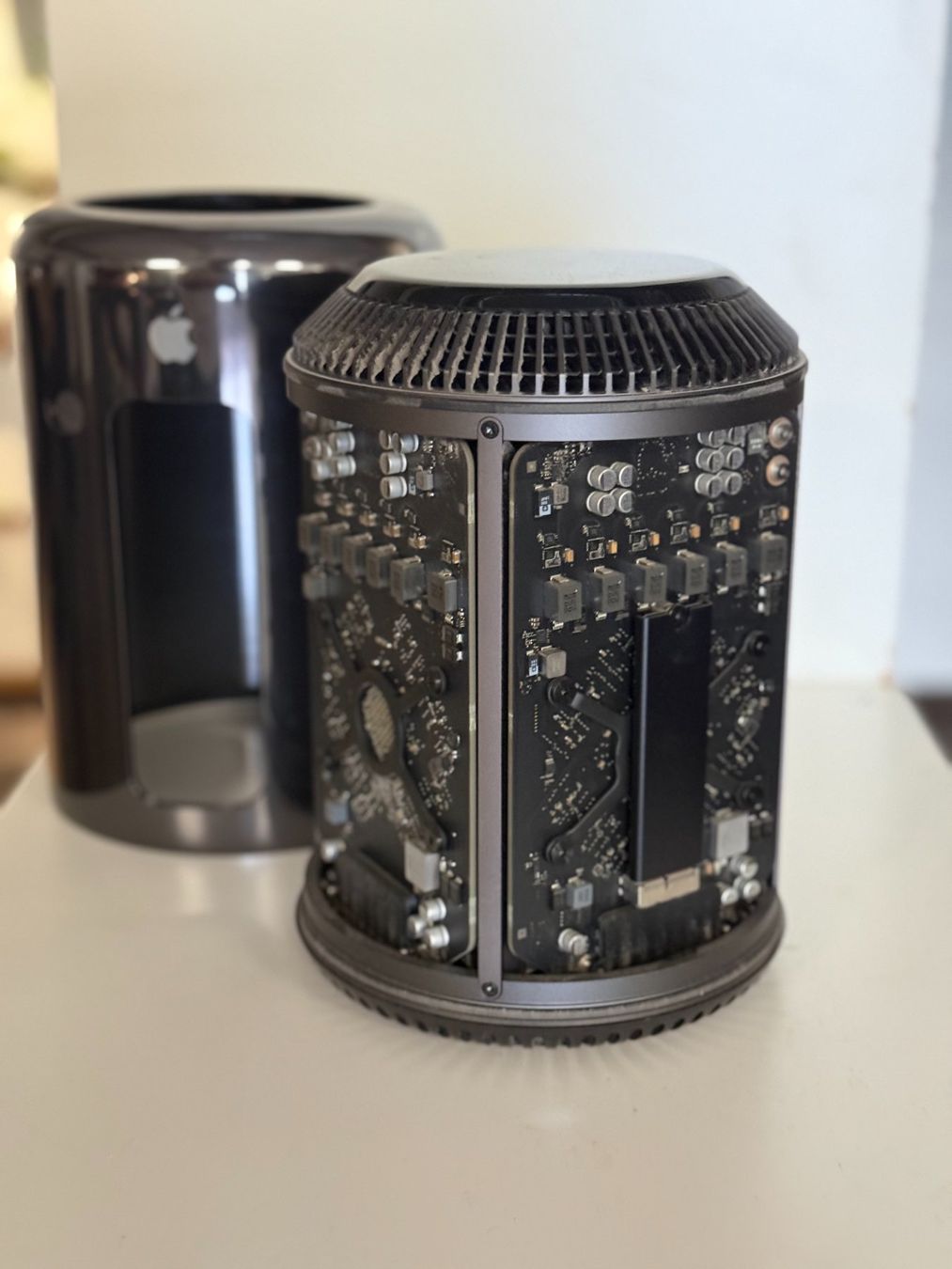 Apple PCs: Mac Pro "TrashCan" – Gebraucht aus Renens VD von Joakim11 2