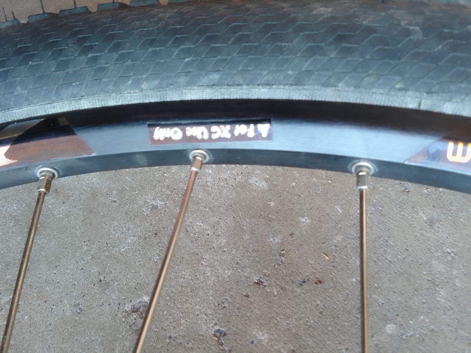 Shimano Pièces détachées: MTB 26" Radsatz Disc Alex Shimano Schnellspanner – D'occasion à Ebmatingen par swiss.canadian 2