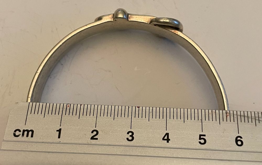Bracelet Rigide Rétro Motif Ceinture - Couleur Argent Rhodié Avec Cristaux - Occasion