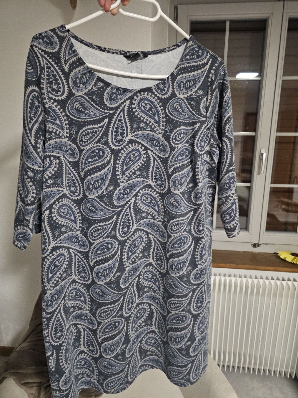 Kleider: Robe bleue taille M – Gebraucht aus Sornetan von T.a333