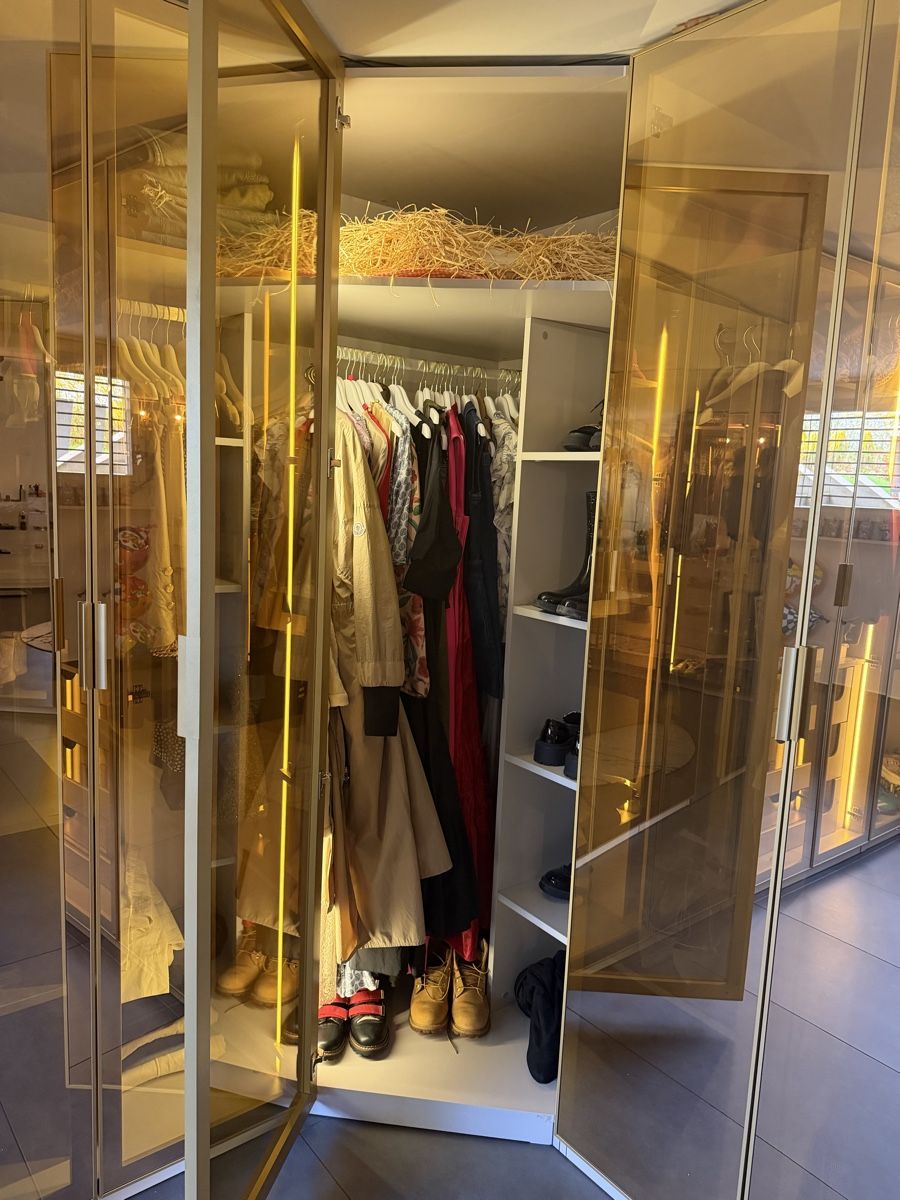 Garderobe: Garde robe dressing éclairage led – Gebraucht aus Arlesheim von kay_v7nr 5