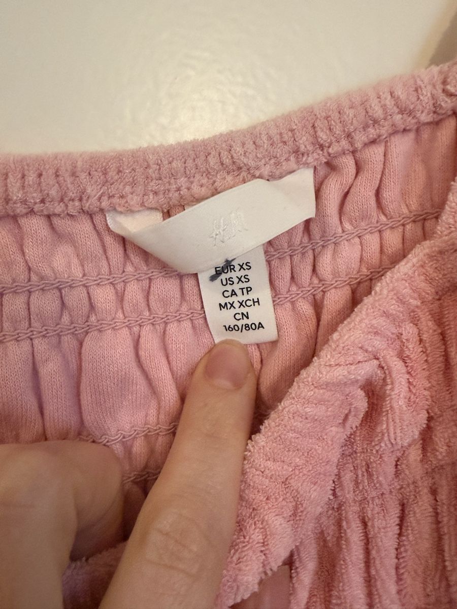 H&M Top: Rosa Trägerbluse mit Schößchen – Usato da Luzern venduto da vqu_8gks 3