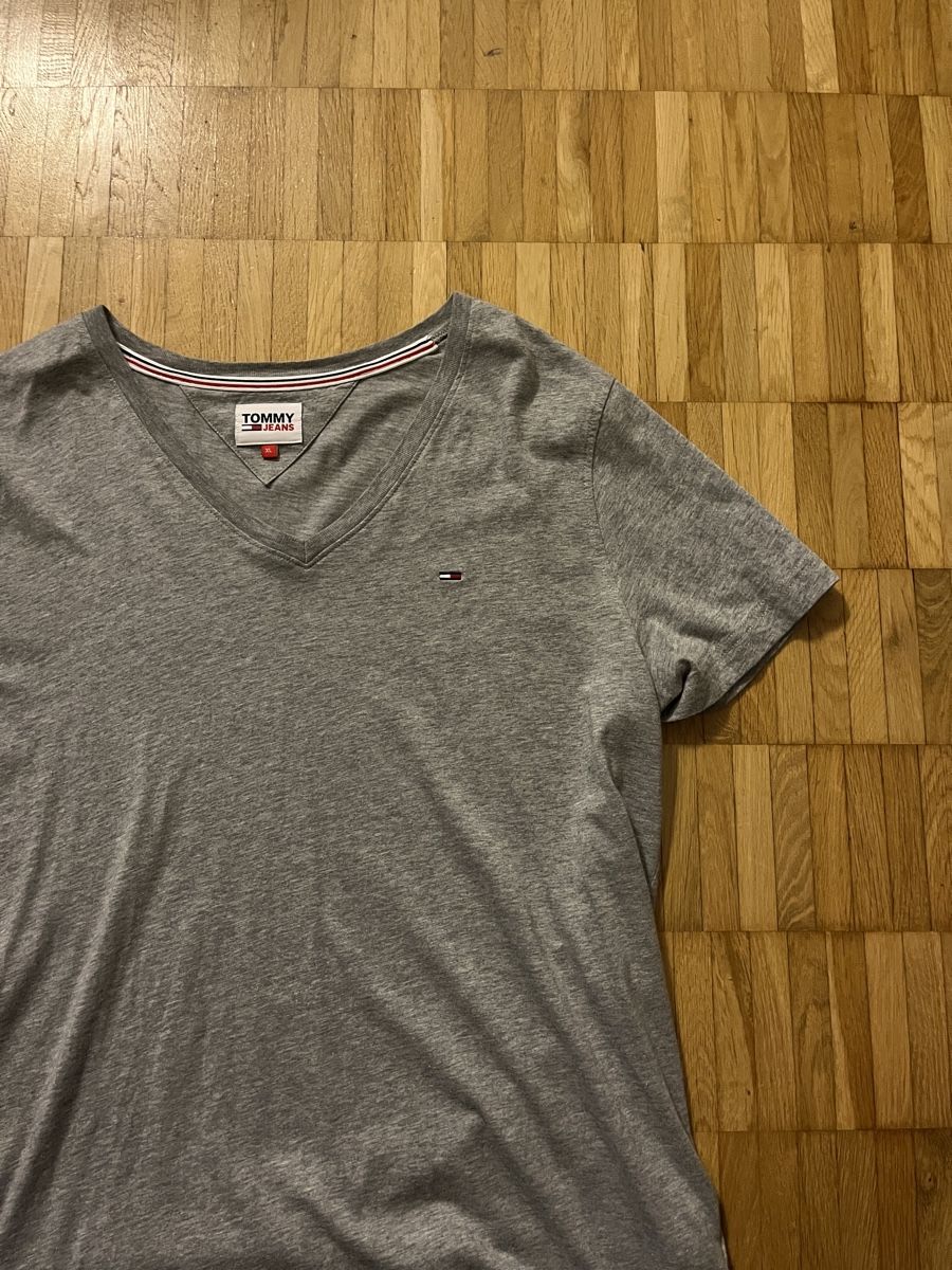 Tommy Hilfiger T-shirt: Tommy Jeans Shirt – Usato da Allschwil venduto da MaloseS08 2