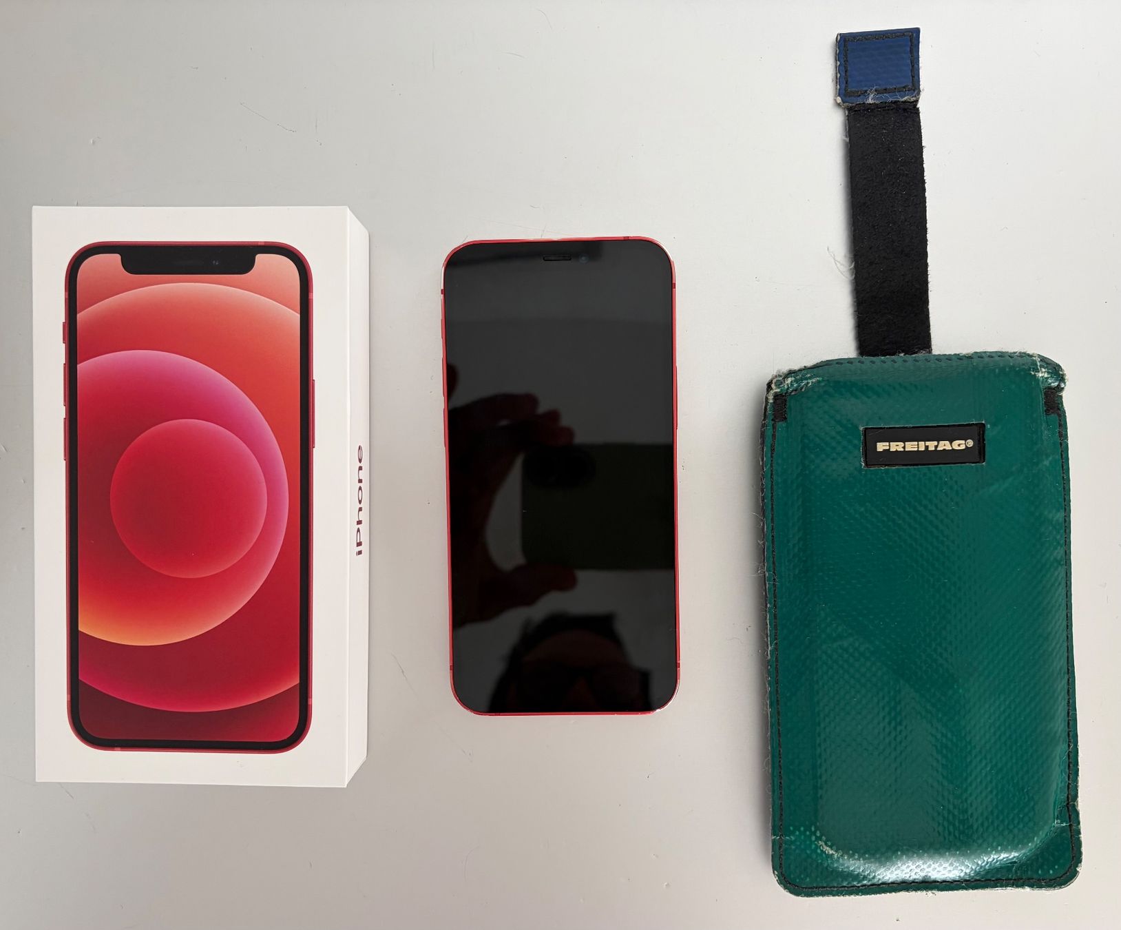 Apple Telefoni cellulari / Smartphones: iPhone 12 mini - Red - 128 GB – Usato da Abtwil SG venduto da Gerdgerdes