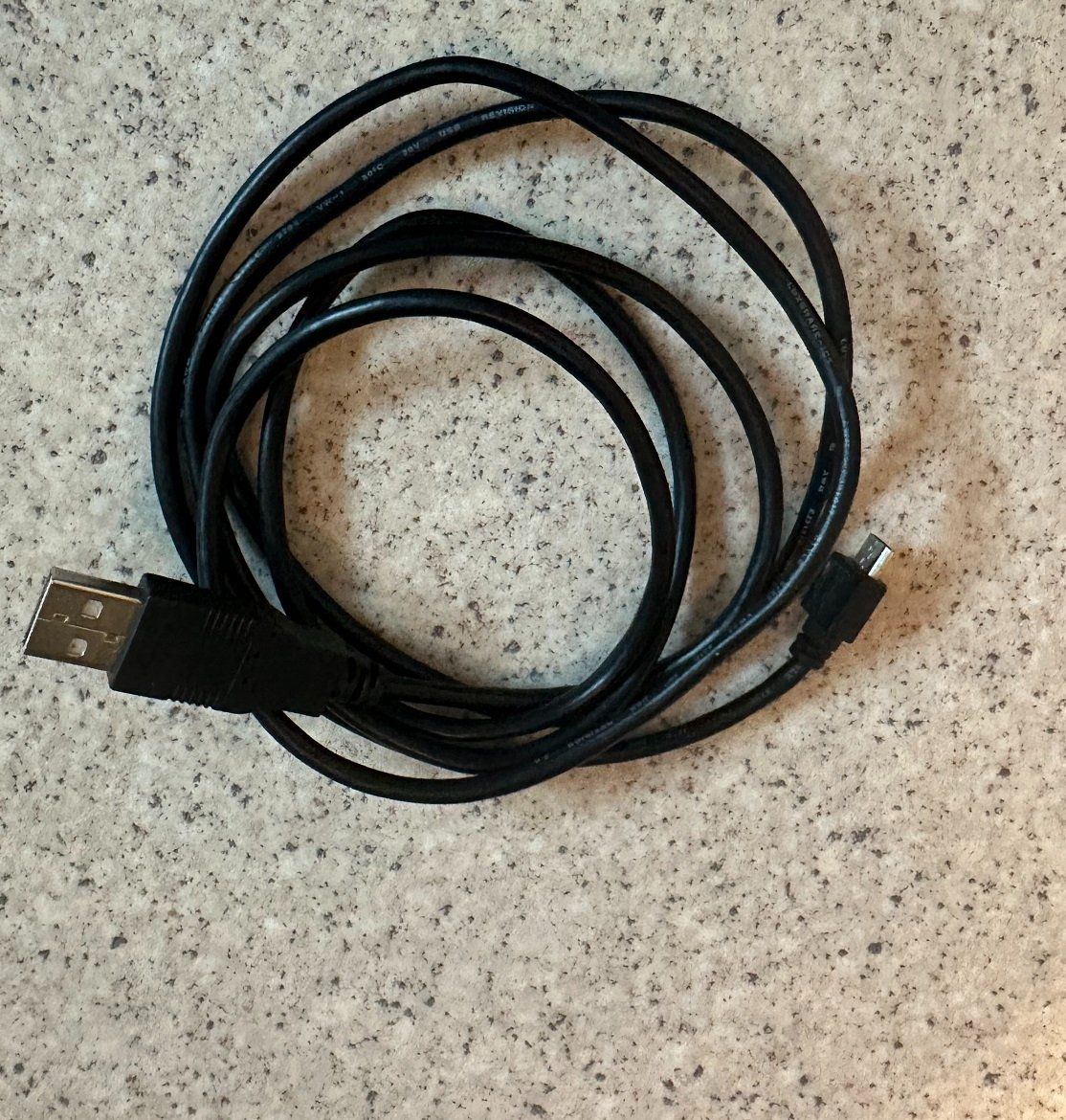 Sony Cavi: LADEKABEL FÜR PS4 CONTROLLERN – Usato da Nidau venduto da EXP40