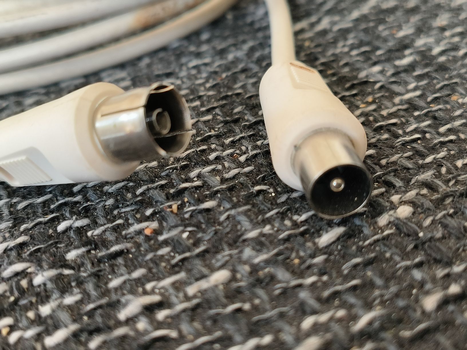 Kabel: Antennenkabel – Neu (gemäss Beschreibung) aus Oberengstringen von Jocker-80 1