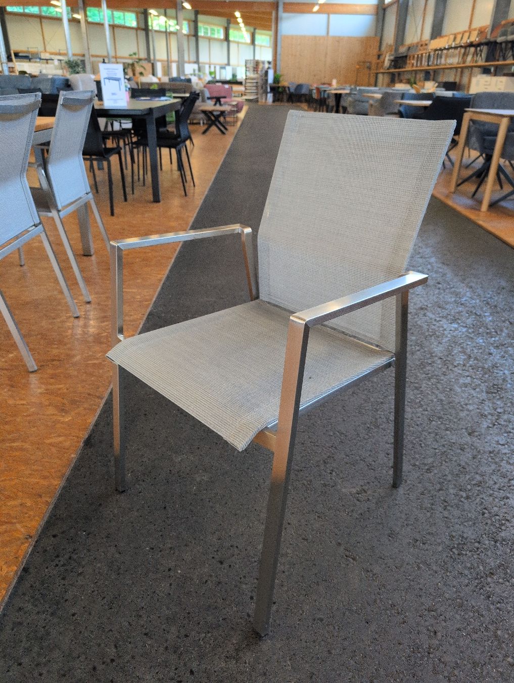 Set di tavolo e panche: Gartentisch + 6 Stühle ab Ausstellung  – Nuovo (secondo la descrizione) da Grabs venduto da Moebelsparadies 1