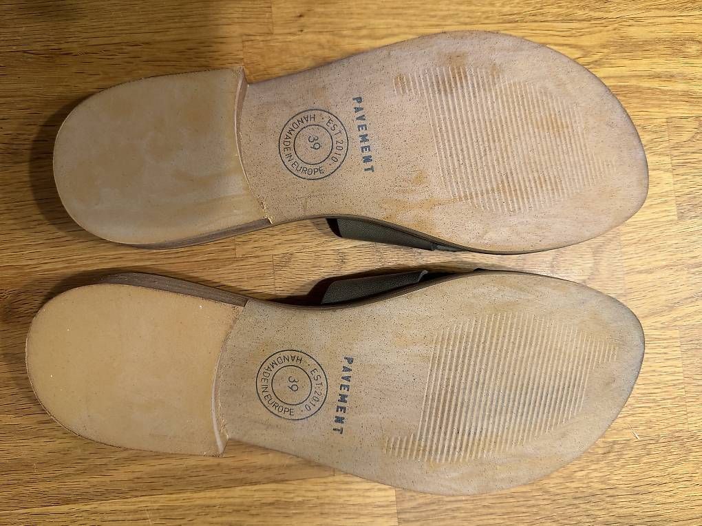 Scarpe da donna: Pavement Riley Pantoletten – Usato da Hagendorn venduto da Najomi 1