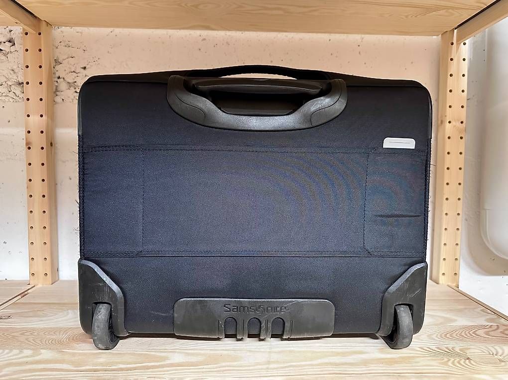 Samsonite Valigie: SAMSONITE B-Lite Business Trolley 42 l Black – Usato da Aarwangen venduto da arimiak 2