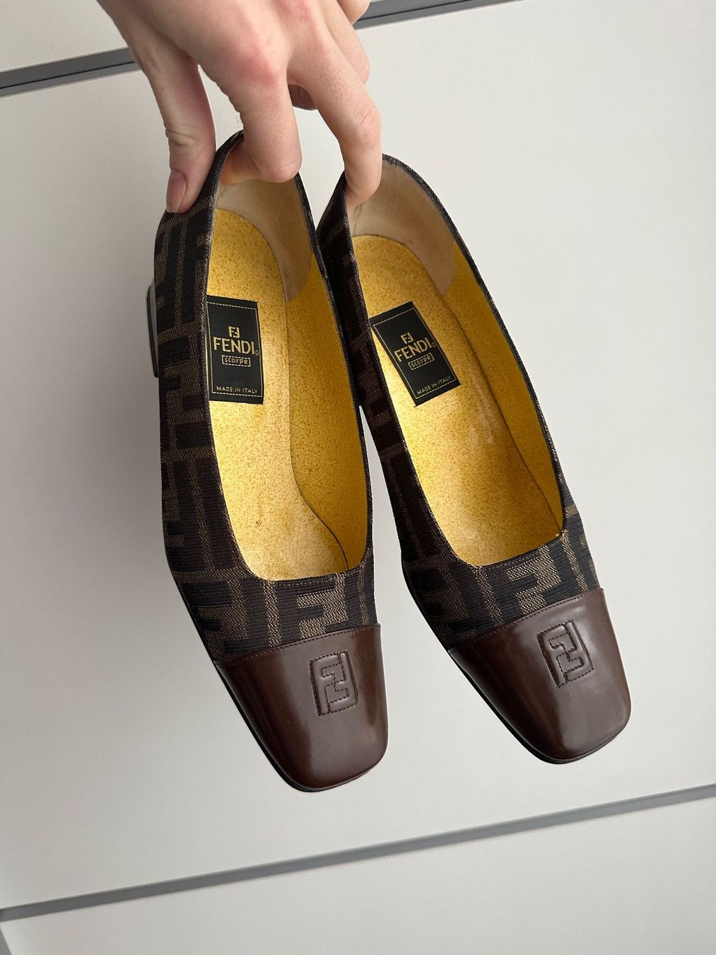 Fendi Damenschuhe: Fendi Vintage Loafer Pumps Zucca Monogram – Gebraucht aus Bern von kbrawho