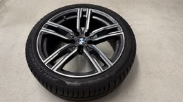 BMW Winterradsatz 727M Doppelspeiche (Pirelli Bereifung)