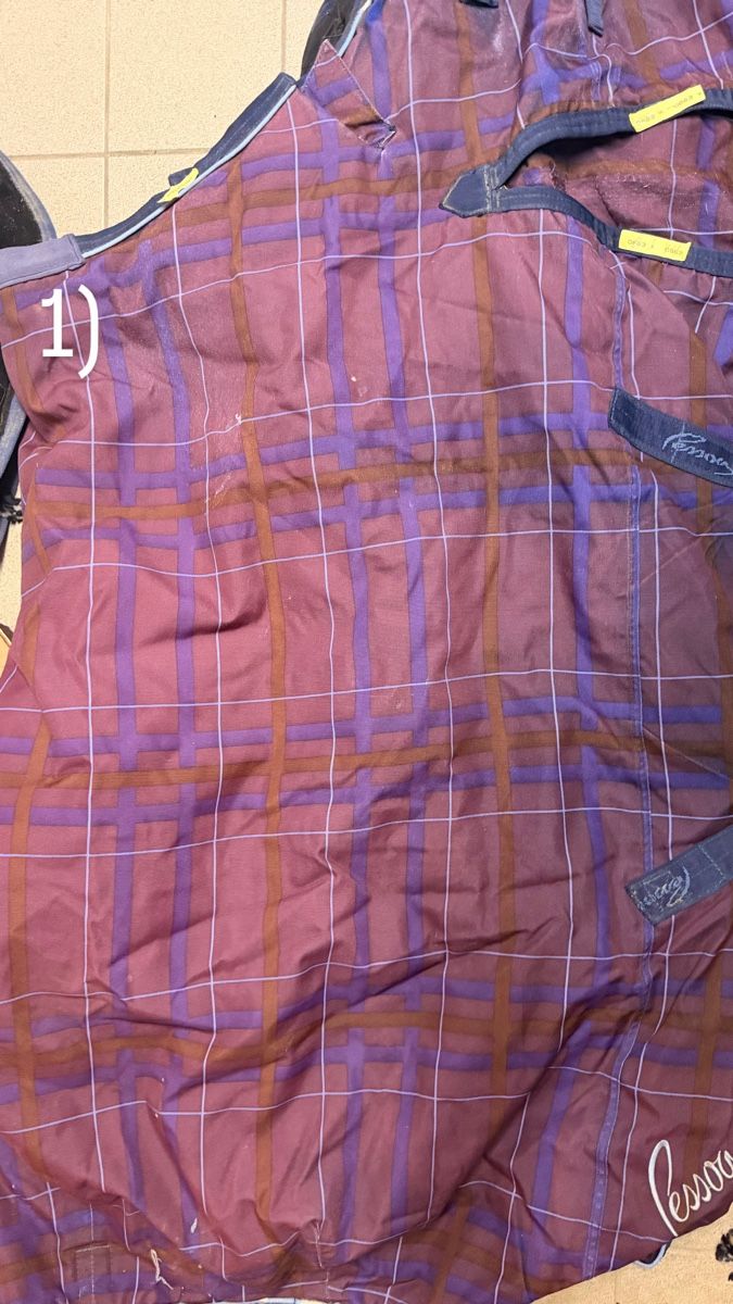 Coperte: Divers couvertures pour cheval taille 125 – Usato da Wavre venduto da ali_fyq9 1