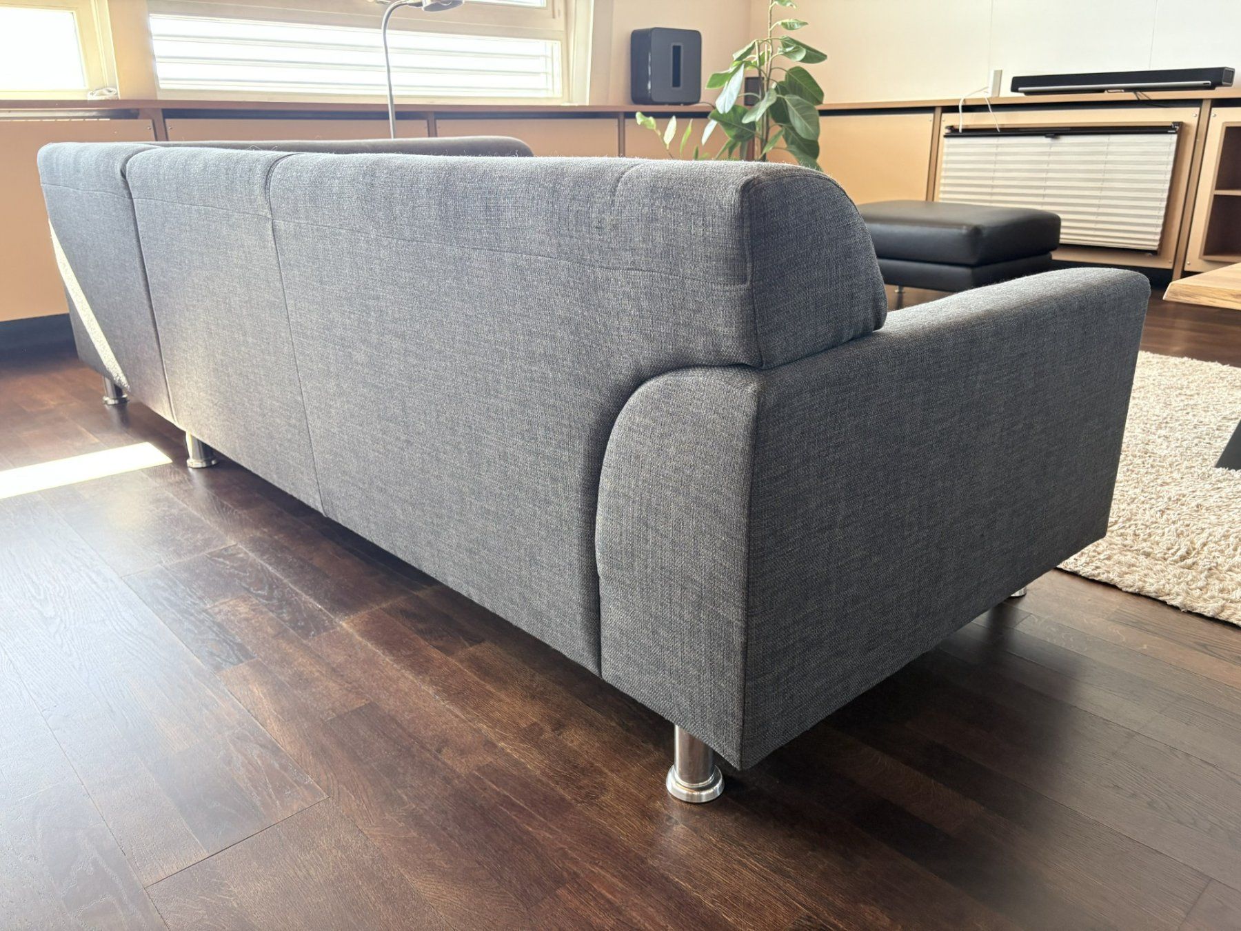 Pfister Sofas: Sofa Stoff grau – Gebraucht aus Jegenstorf von singah 2
