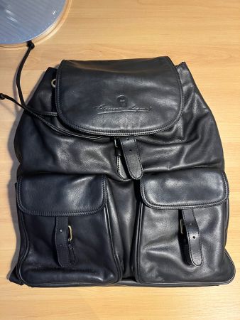 Aigner Leder Rucksack schwarz, Vintage, guter Zustand
