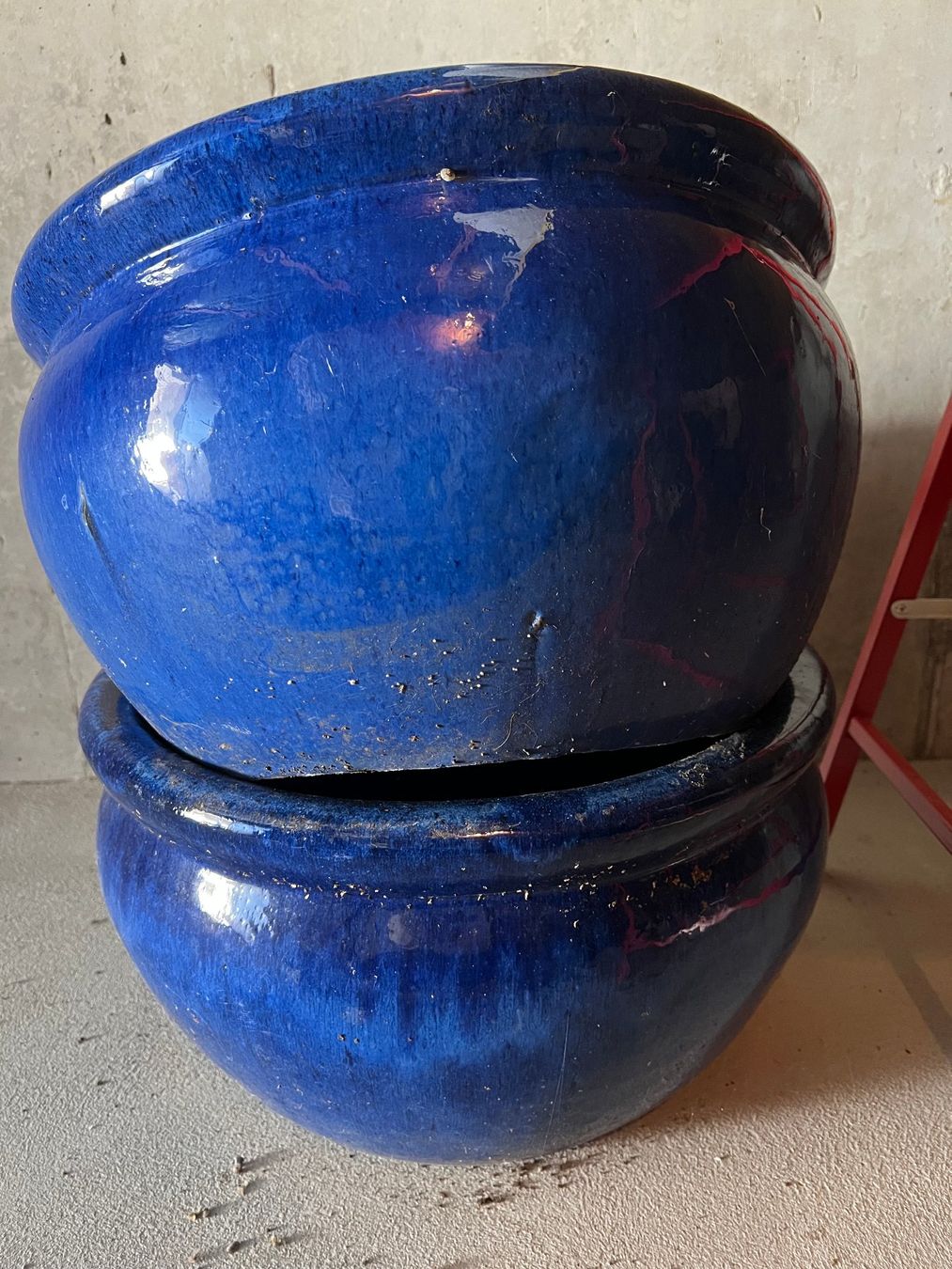 Blumentöpfe: 2 Blaue Keramik Pflanzentöpfe, Übertopf Garten – Gebraucht aus Rheinfelden von
