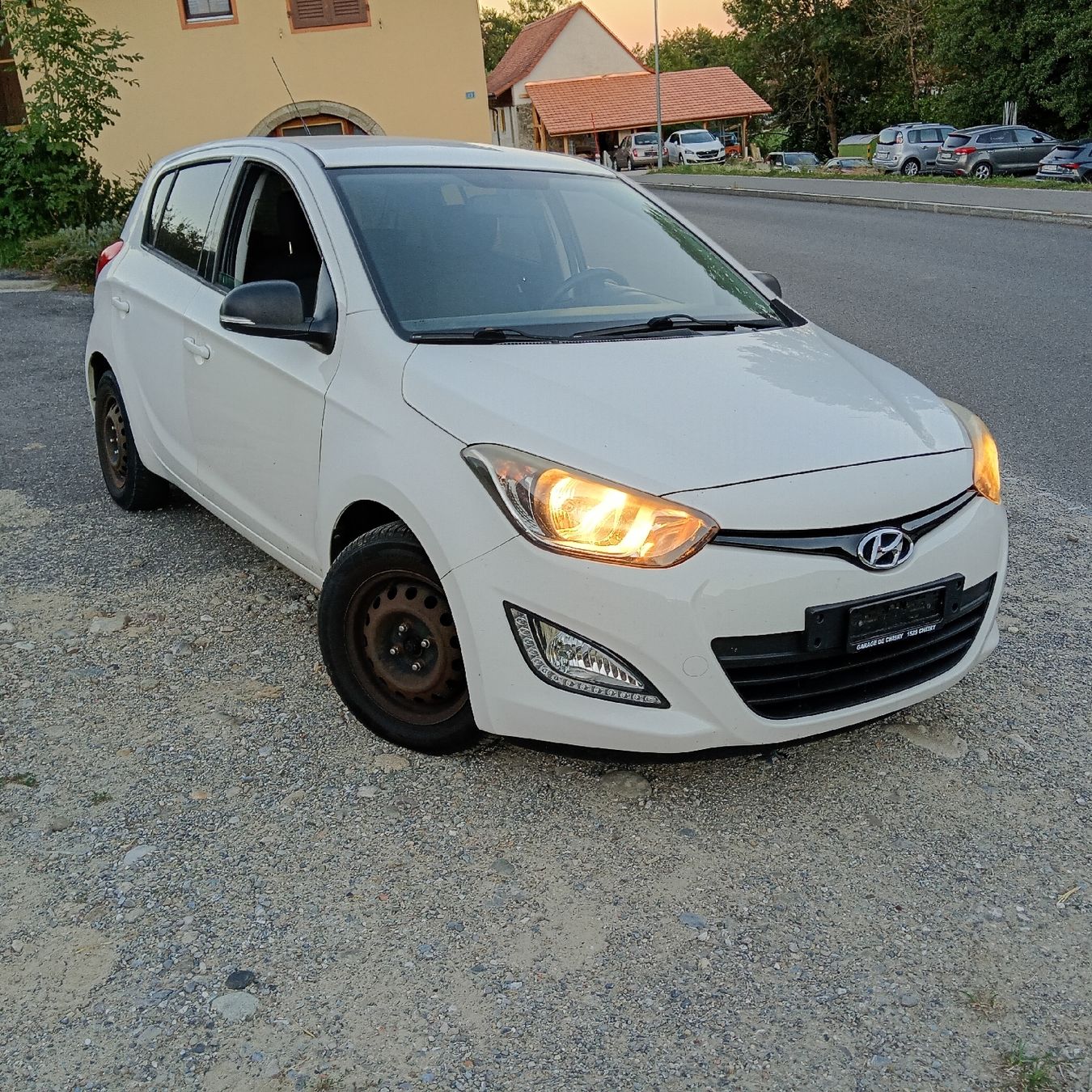 Autos: HYUNDAI i20 1.2 – Gebraucht aus Bern von exp_hm5r 2