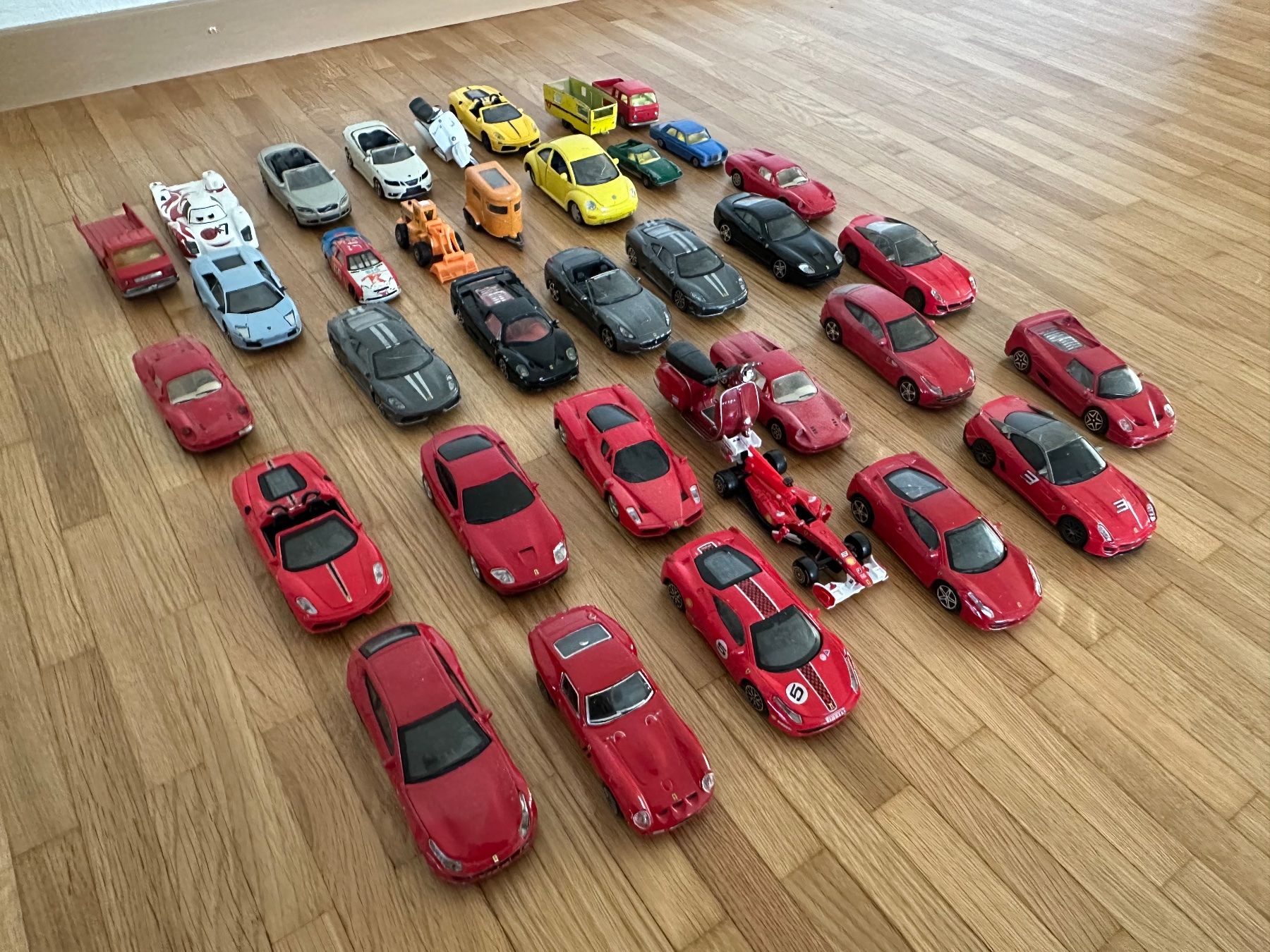 Bburago Modellautos: BBurago Ferrari Versammlung 1/43 – Gebraucht aus Thalwil von Ivanoffka 1