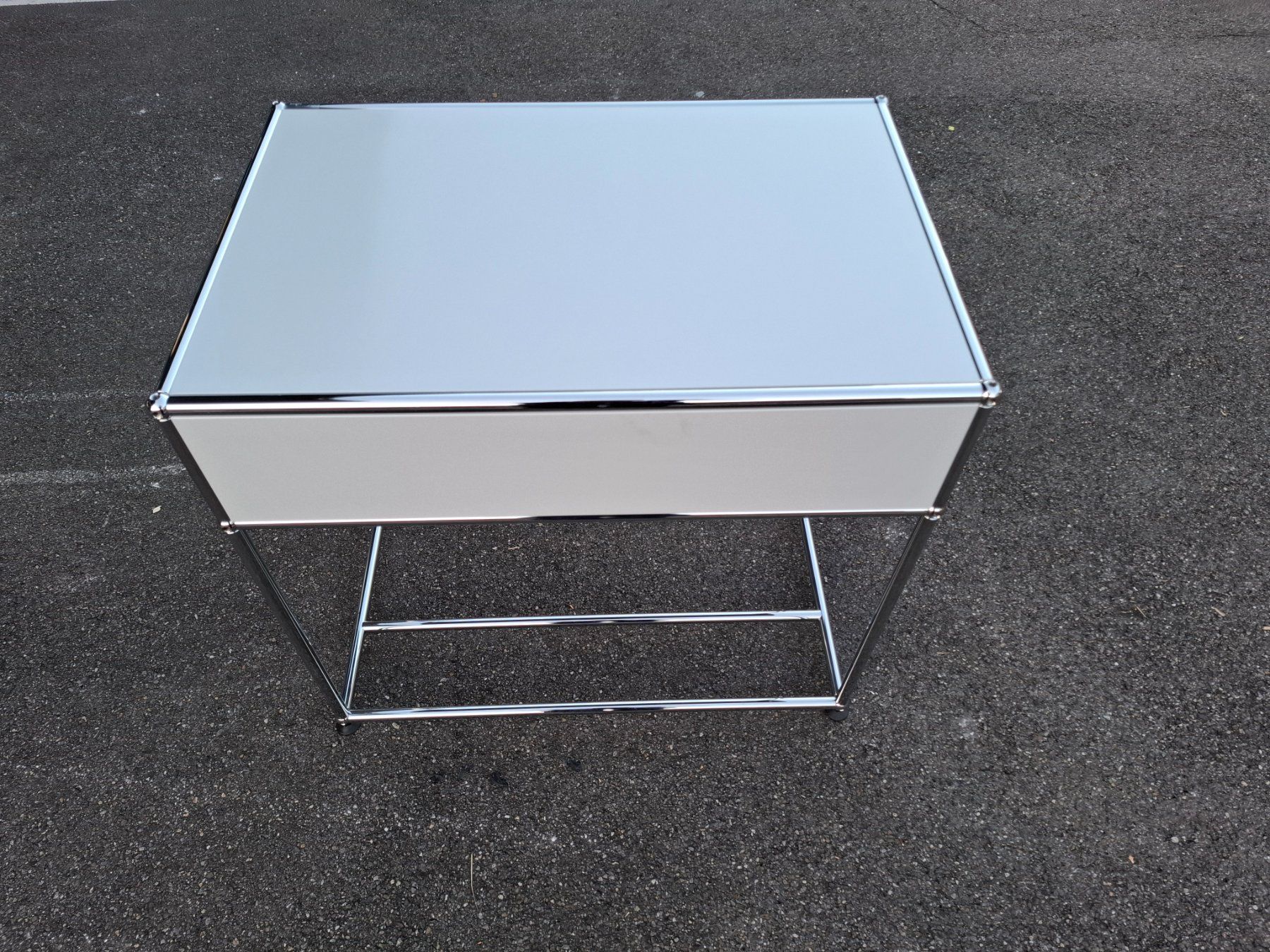 USM Tables: USM Haller Pult – D'occasion à Bowil par Yfazer 2