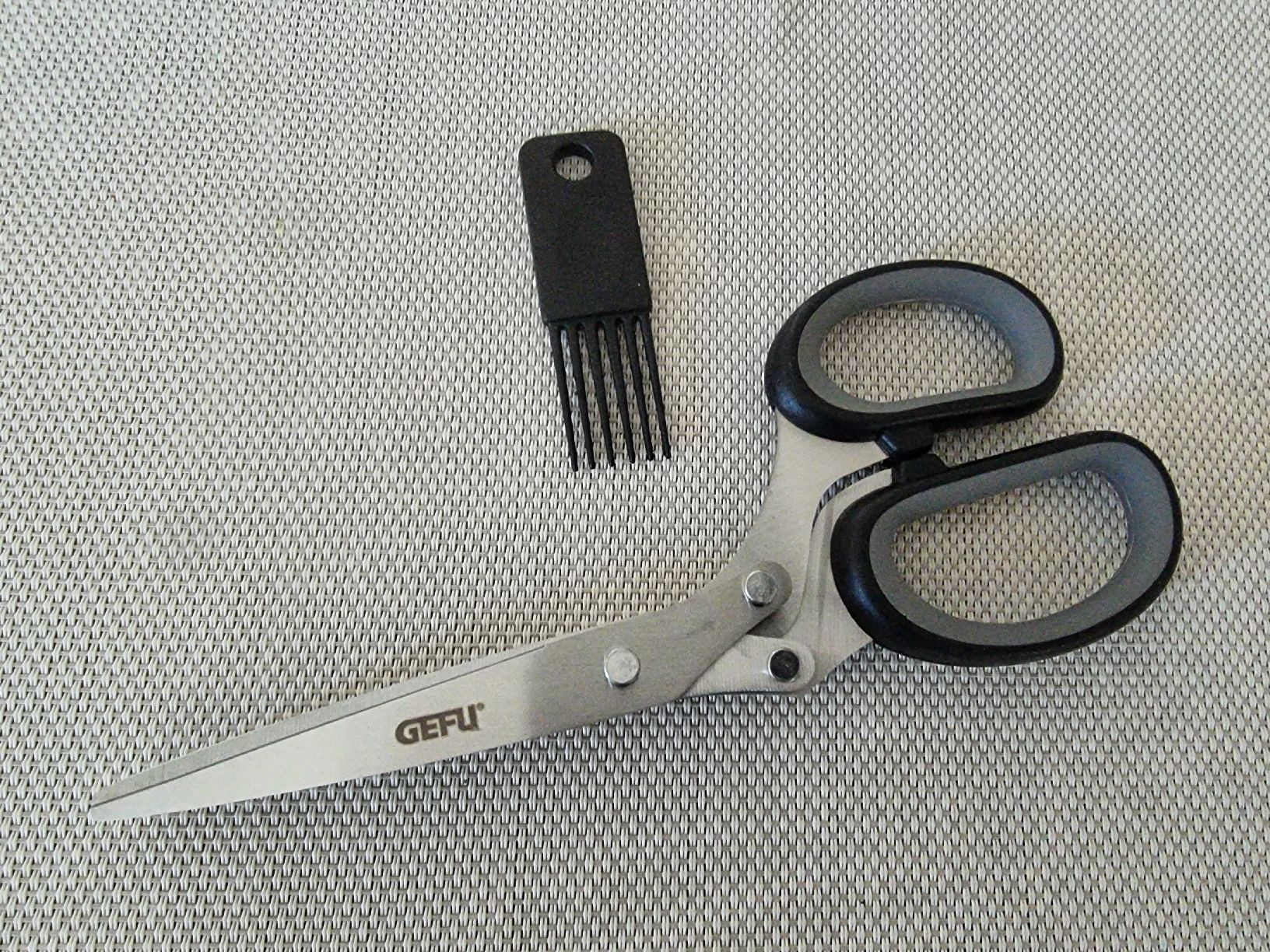 Elettrodomestici da cucina: GEFU Kräuterschere Cutare – Usato da Zumikon venduto da chv_w96q 1